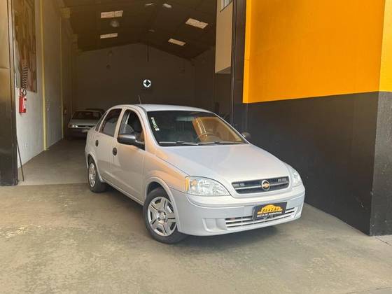 CHEVROLET CORSA 1.0 MPFI SEDAN 8V GASOLINA 4P MANUAL